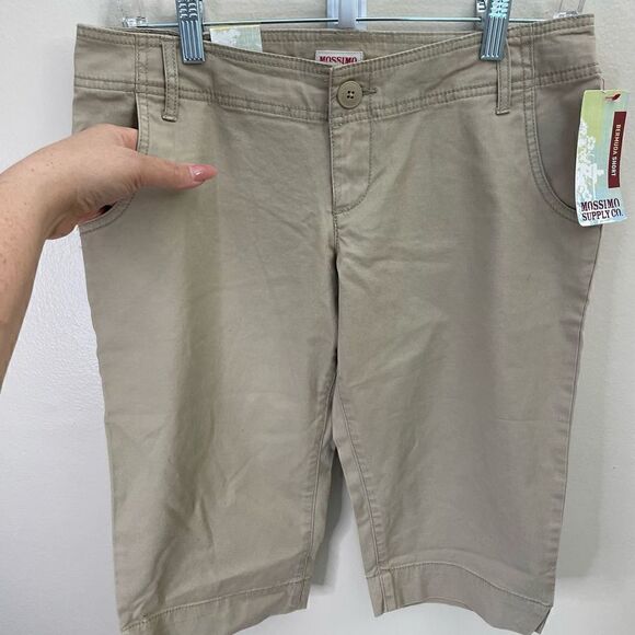 NEW! Mossimo| Bermuda shorts| Size 5| khaki| Pockets - Picture 9 of 9